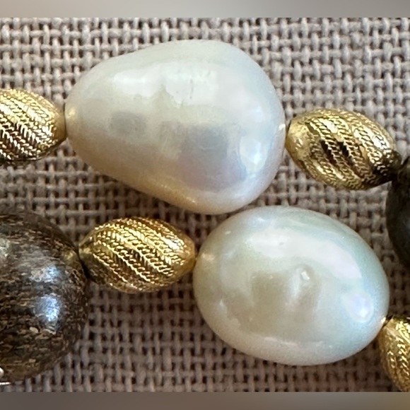 22 inch Bronzite gemstone and Freshwater Pearl bead necklace NWOT - Picture 4 of 15